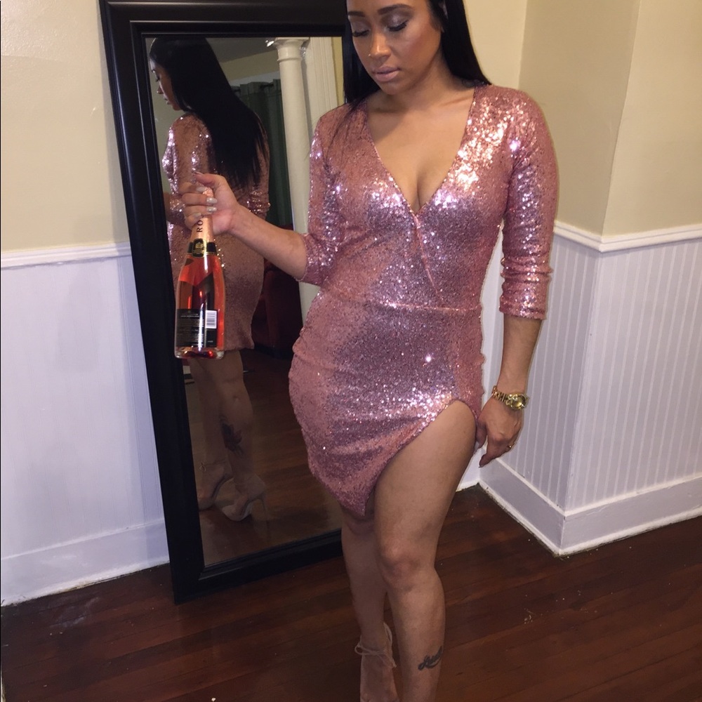 Rose pink sequins dress.
